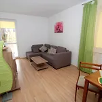 100-sio Apartment *