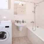100-sio Apartment