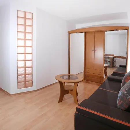 Apartment 100-sio *